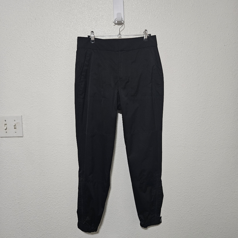 Athleta Radiant Jogger size 4